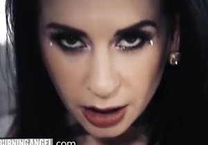 Tatted-up brunette bitch double-teamed by BBCs